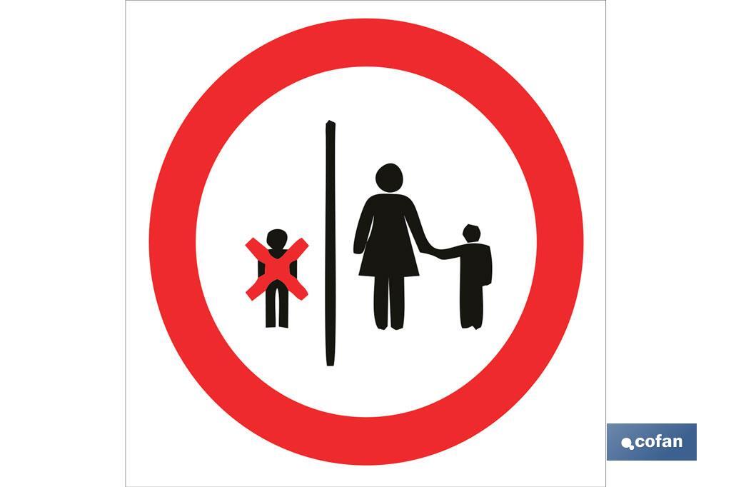 Prohibido ascensor a menores 14 años